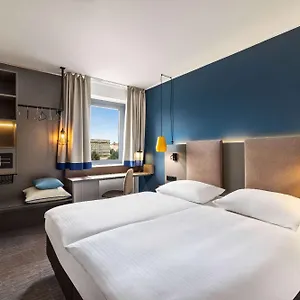 Vienna House Easy By Wyndham Cracow Otel